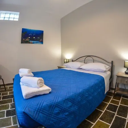 Myriam's House * 阿齐欧斯·贡多斯